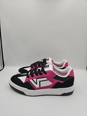 Vans Low-Top Sneakers in Black, Pink & White